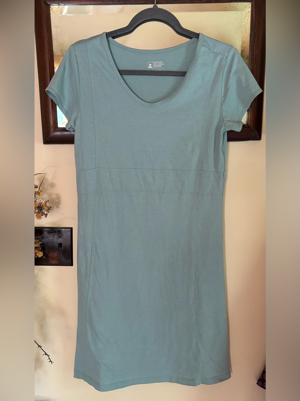 Eastern Mountain Sports EMS Sage Green Scoop Neck Tee Dress Sz M Made in Peru
